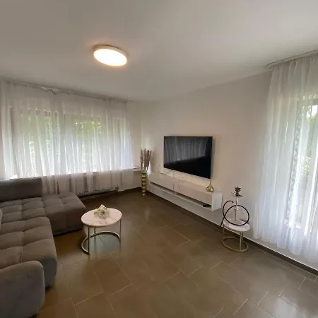 Ferienvilla Whirlpool Fasssauna Direkt Am Rhein Villa Gotterswickerhamm