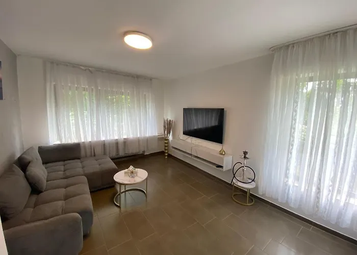 Ferienvilla Whirlpool Fasssauna Direkt Am Rhein Villa Gotterswickerhamm