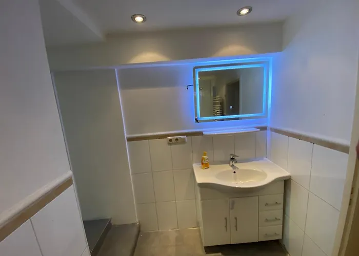 Ferienvilla Whirlpool Fasssauna Direkt Am Rhein Villa Gotterswickerhamm